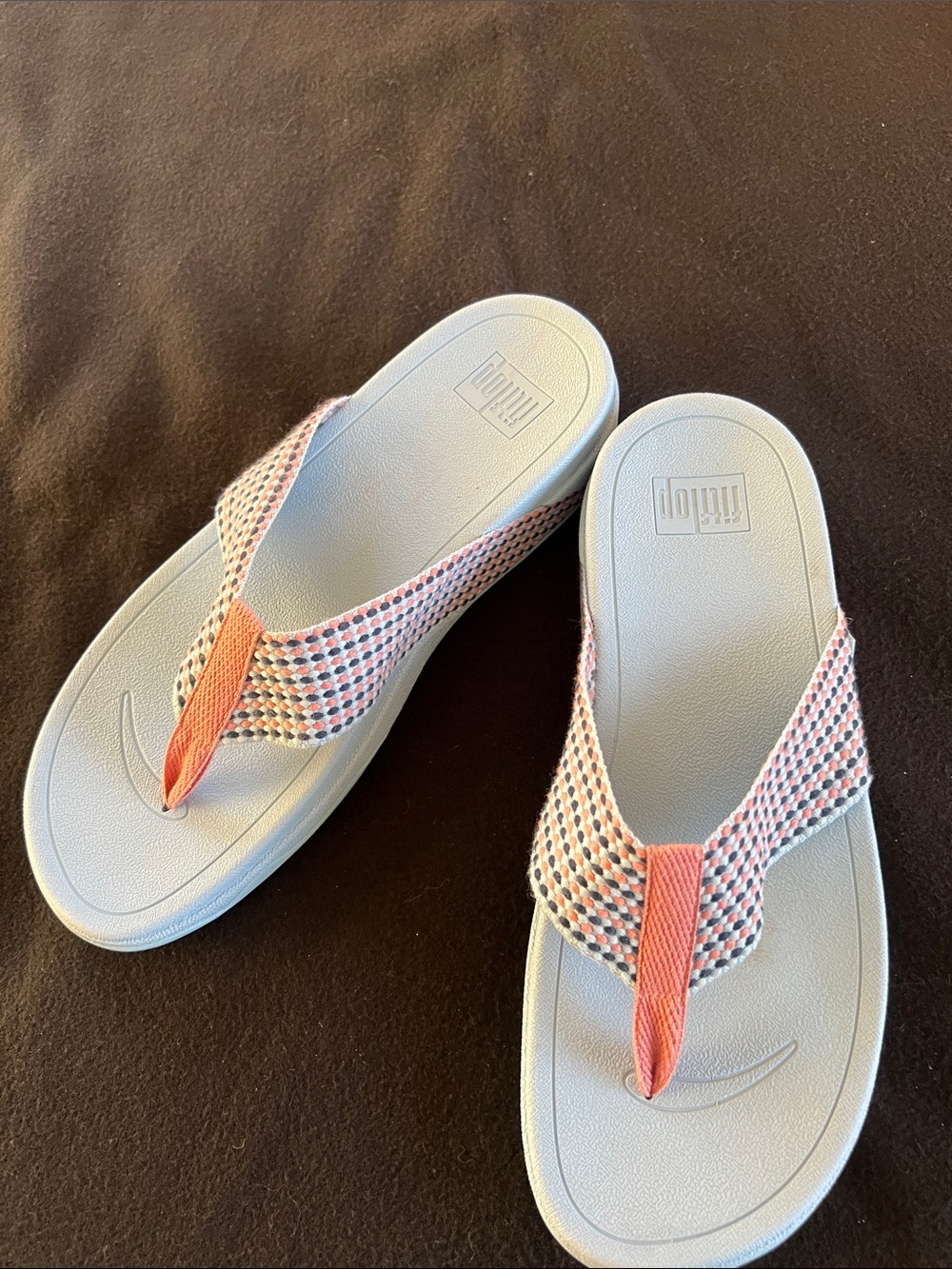Lightweight Coral-Trim Light Blue Fitflops for Women
